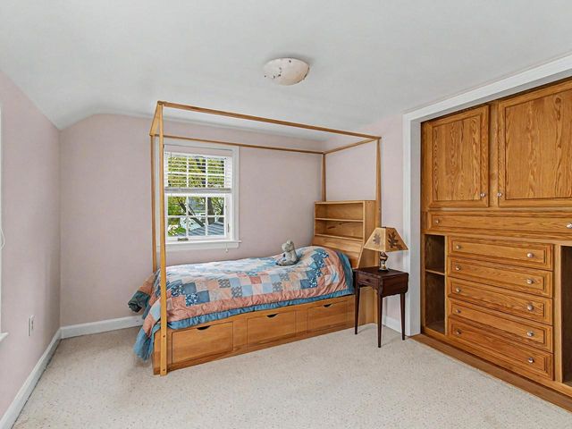 172 Deforest Road, Burlington, VT 05401