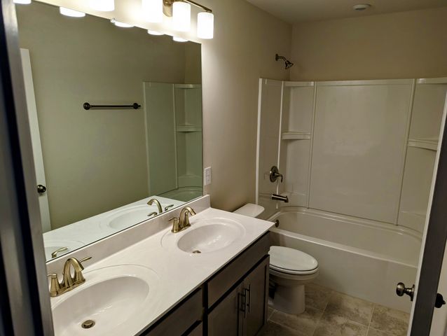 534 Medwyk Dr, Lebanon, TN 37090