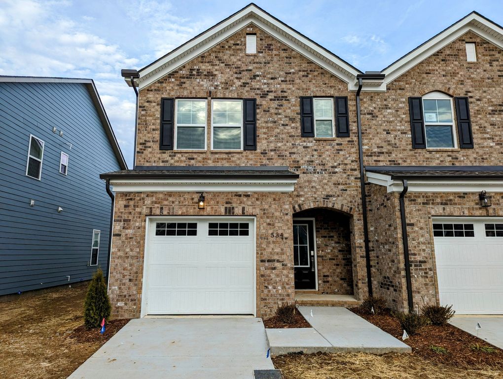534 Medwyk Dr, Lebanon, TN 37090