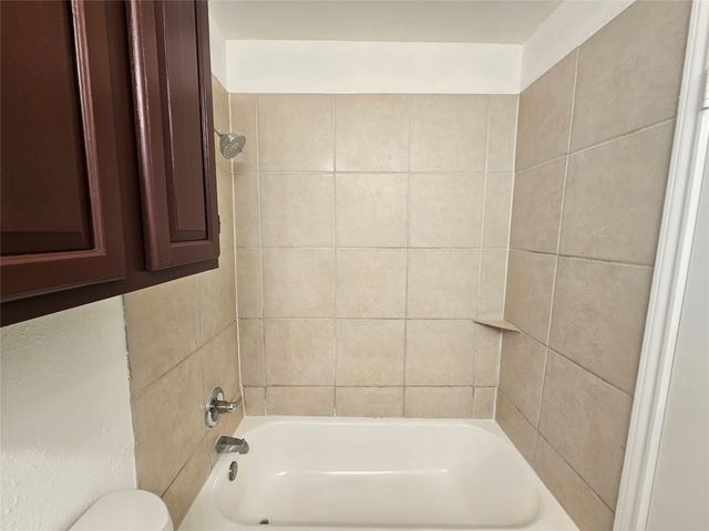 200 E Denton Drive, Euless, TX 76039