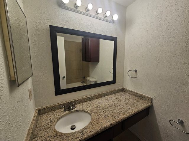 200 E Denton Drive, Euless, TX 76039