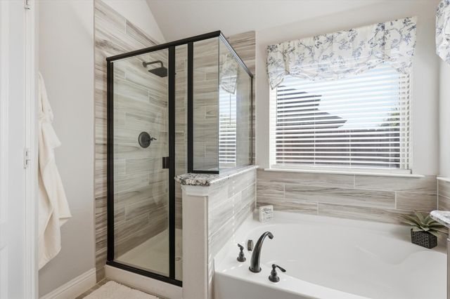 1702 De Berry Lane, Princeton, TX 75407