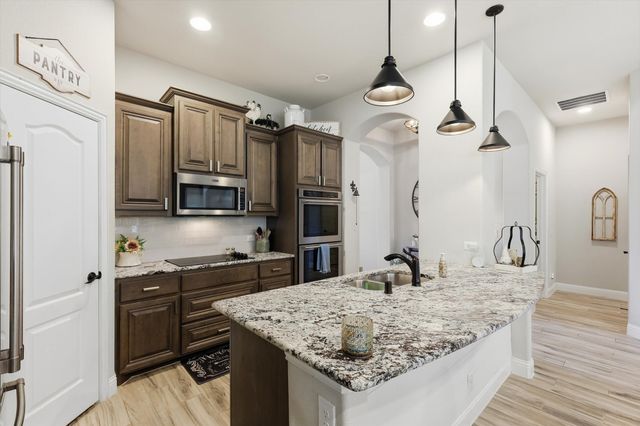 1702 De Berry Lane, Princeton, TX 75407