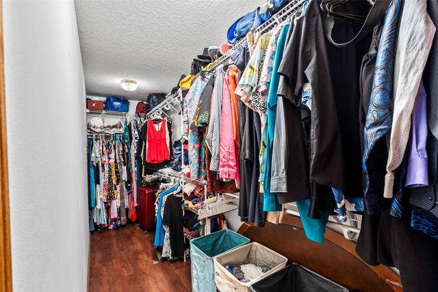 1540 S 50th Place, West Des Moines, IA 50265