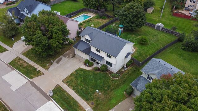 1540 S 50th Place, West Des Moines, IA 50265