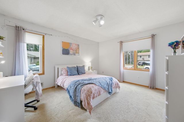 2744 Chisholm Avenue, North Saint Paul, MN 55109