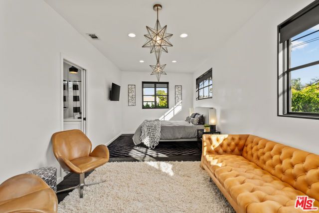3159 Thatcher Avenue, Marina Del Rey, CA 90292