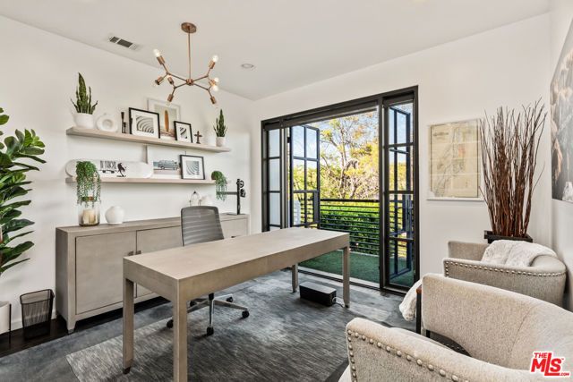 3159 Thatcher Avenue, Marina Del Rey, CA 90292