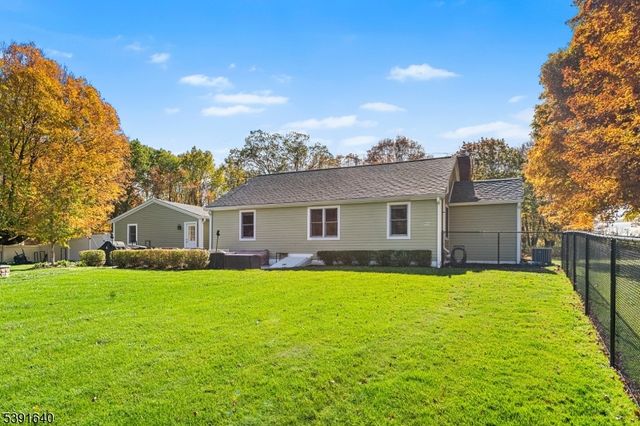 286 Drakestown Rd, Mount Olive Twp., NJ 07840