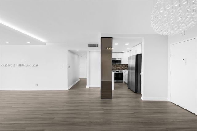 16710 NE 9th Ave 802, North Miami Beach, FL 33162