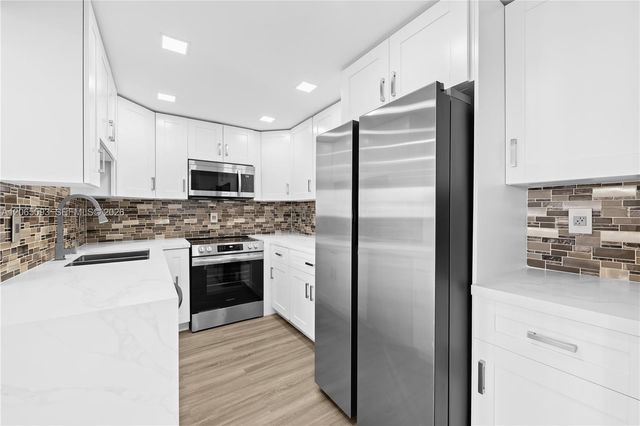 16710 NE 9th Ave 802, North Miami Beach, FL 33162