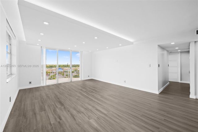 16710 NE 9th Ave 802, North Miami Beach, FL 33162