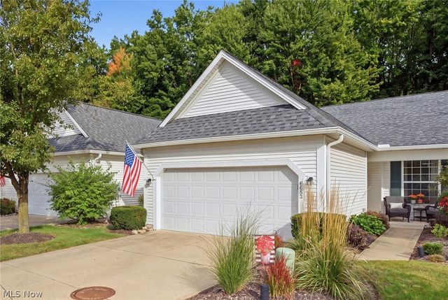 6853 Savannah Drive, North Ridgeville, OH 44039