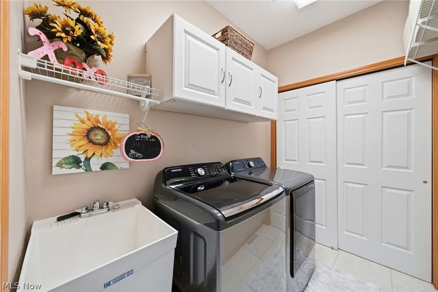6853 Savannah Drive, North Ridgeville, OH 44039