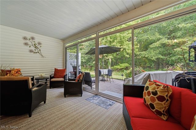 6853 Savannah Drive, North Ridgeville, OH 44039
