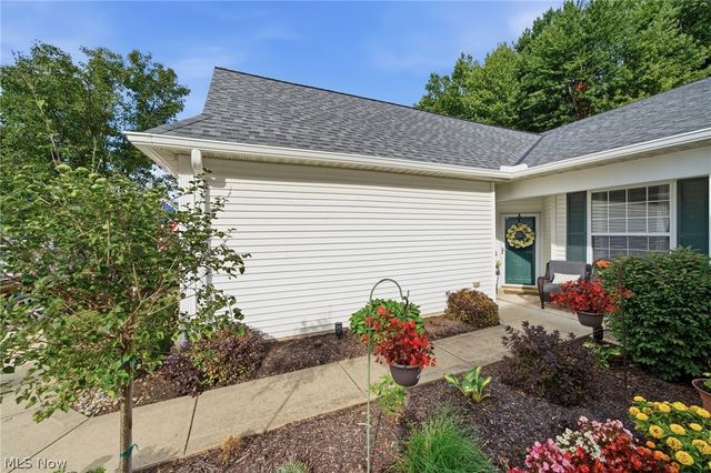 6853 Savannah Drive, North Ridgeville, OH 44039