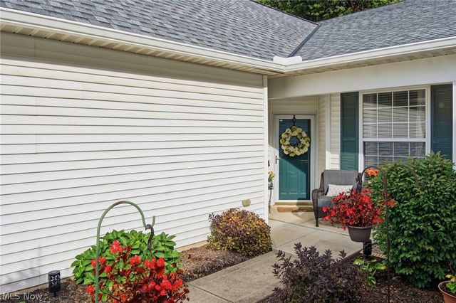 6853 Savannah Drive, North Ridgeville, OH 44039