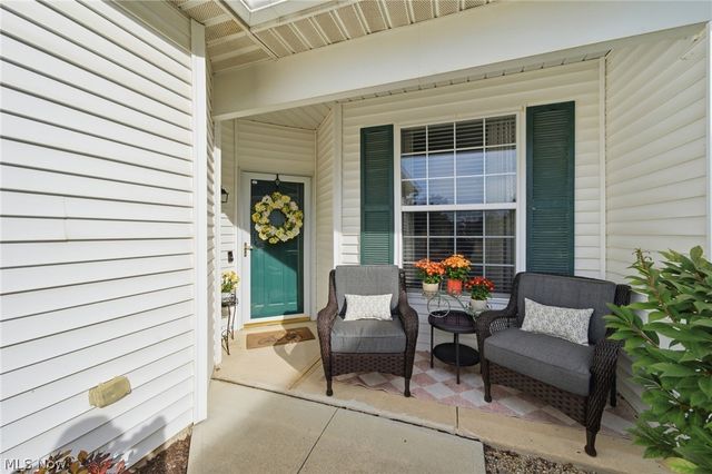 6853 Savannah Drive, North Ridgeville, OH 44039