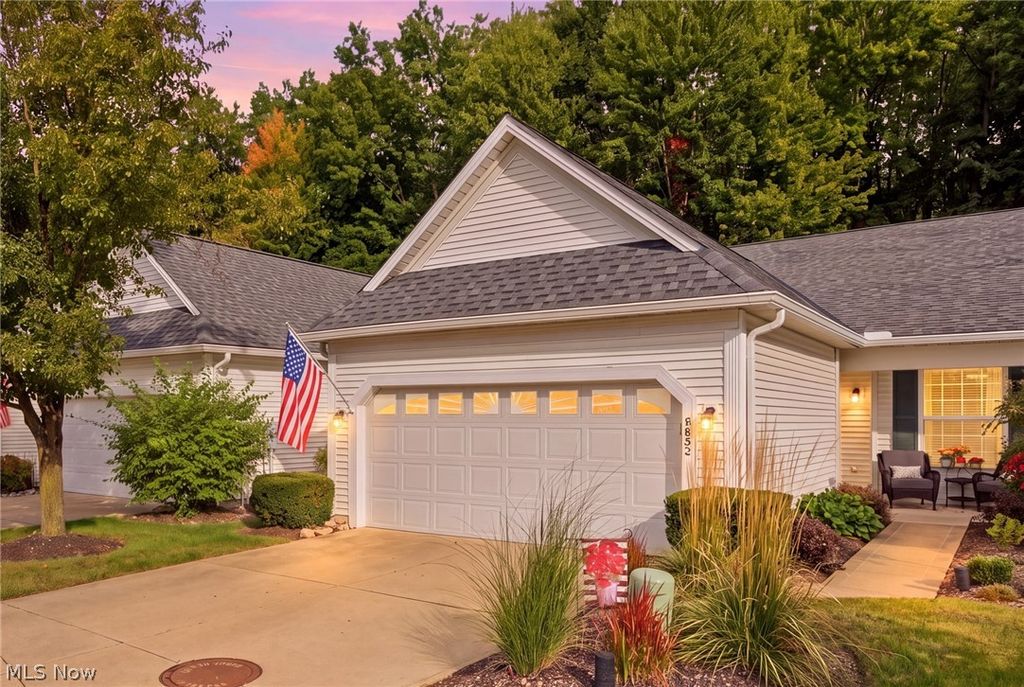 6853 Savannah Drive, North Ridgeville, OH 44039