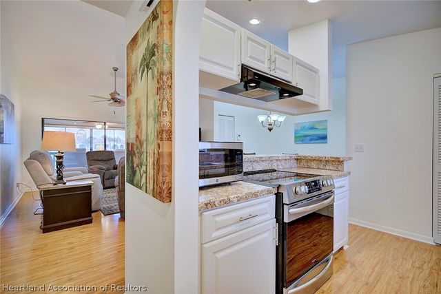 5435 Casablanca Circle M23, Sebring, FL 33870