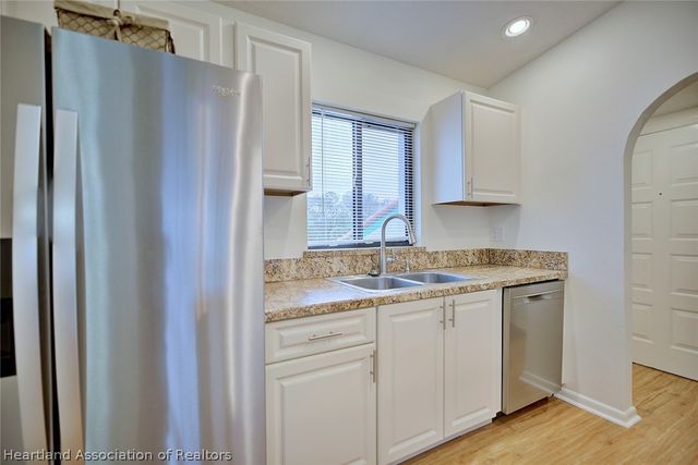 5435 Casablanca Circle M23, Sebring, FL 33870