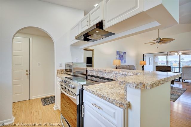 5435 Casablanca Circle M23, Sebring, FL 33870