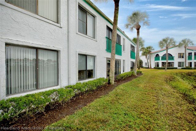 5435 Casablanca Circle M23, Sebring, FL 33870