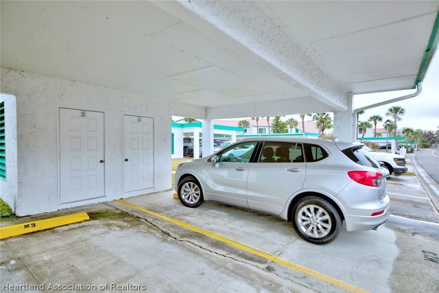 5435 Casablanca Circle M23, Sebring, FL 33870