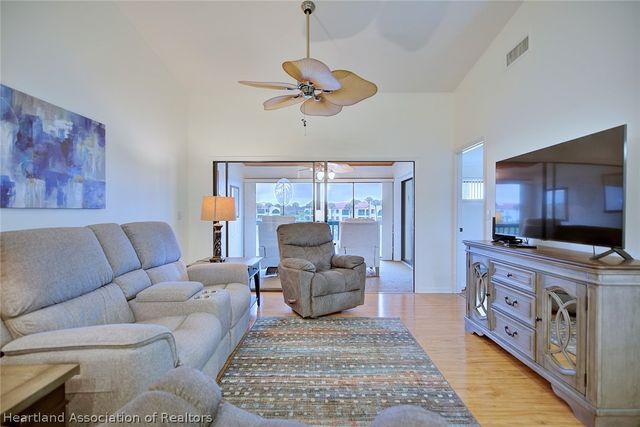 5435 Casablanca Circle M23, Sebring, FL 33870