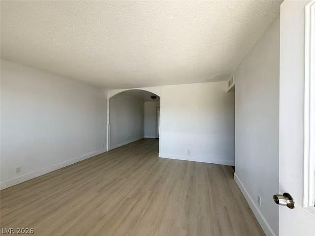 6508 EVERGREEN Avenue, Las Vegas, NV 89107