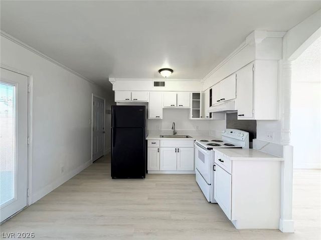 6508 EVERGREEN Avenue, Las Vegas, NV 89107