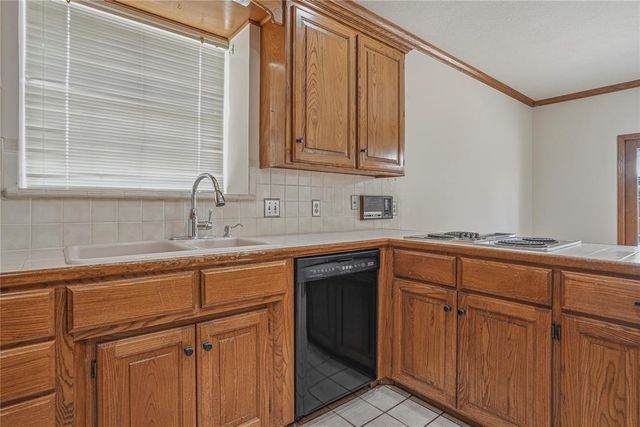 3600 Burlington Drive, Norman, OK 73072