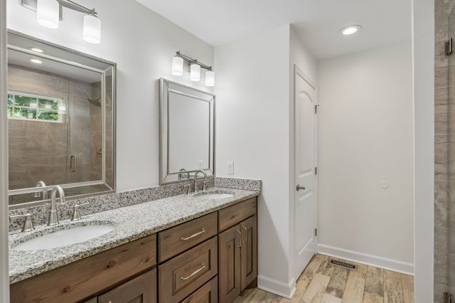 106 Azalea Ln, Franklin, TN 37064