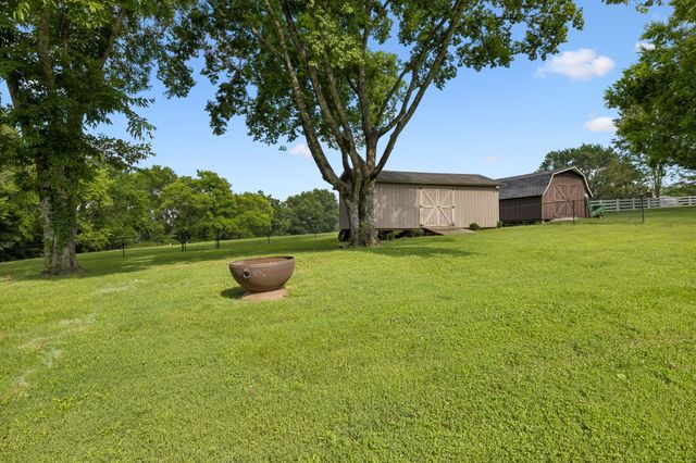 106 Azalea Ln, Franklin, TN 37064