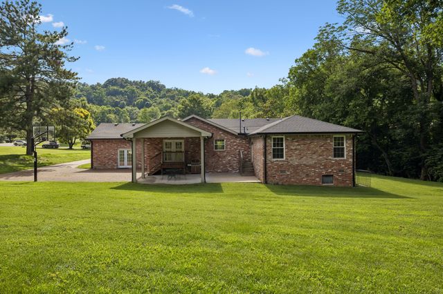 106 Azalea Ln, Franklin, TN 37064