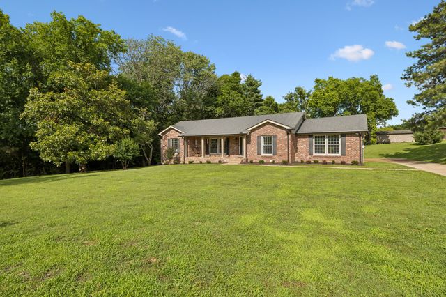 106 Azalea Ln, Franklin, TN 37064