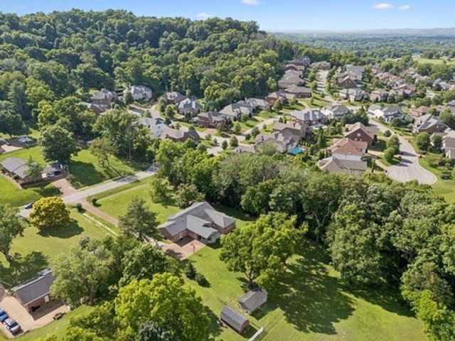 106 Azalea Ln, Franklin, TN 37064