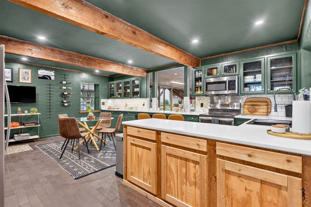 9920 County Road 603, Burleson, TX 76028