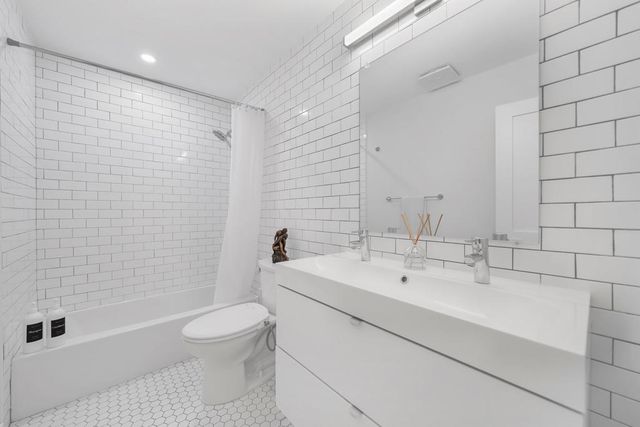 77801 Chandler Way, Palm Desert, CA 92211