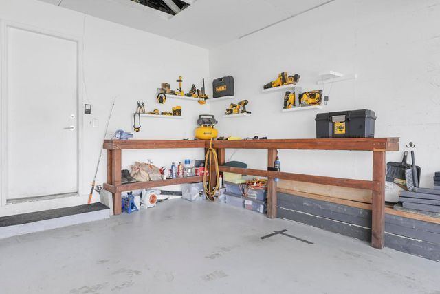 77801 Chandler Way, Palm Desert, CA 92211