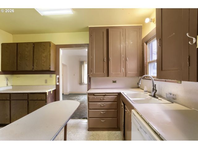 3117 Se 157TH Ave, Portland, OR 97236