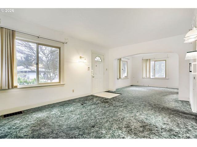 3117 Se 157TH Ave, Portland, OR 97236