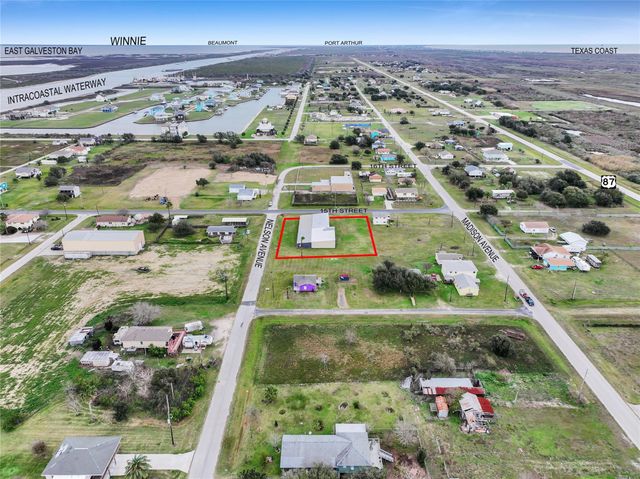 1426 Nelson Avenue, Port Bolivar, TX 77650