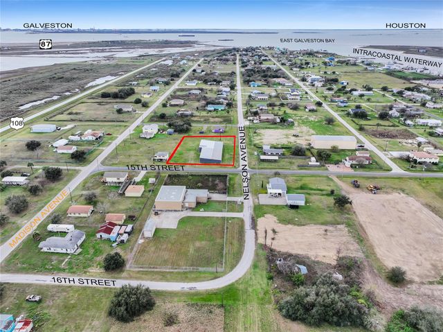 1426 Nelson Avenue, Port Bolivar, TX 77650