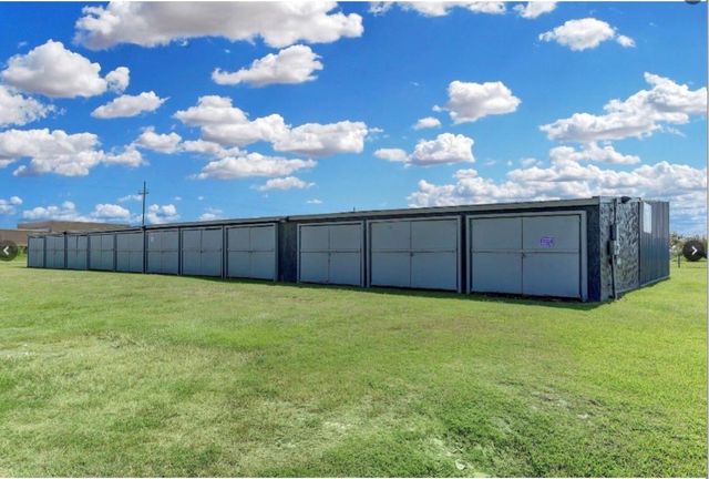 1426 Nelson Avenue, Port Bolivar, TX 77650