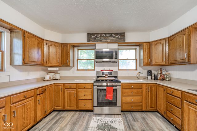 421 Columbia Avenue, Middletown, IN 47356