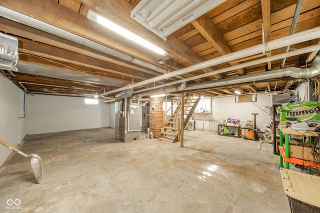 421 Columbia Avenue, Middletown, IN 47356