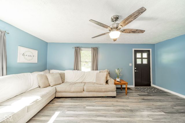 421 Columbia Avenue, Middletown, IN 47356
