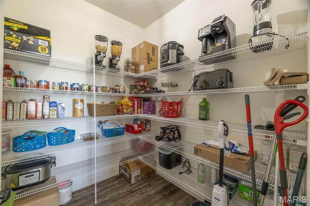 19179 McGwire Lane, Warrenton, MO 63383