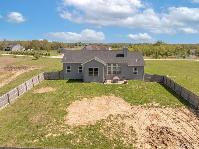 19179 McGwire Lane, Warrenton, MO 63383